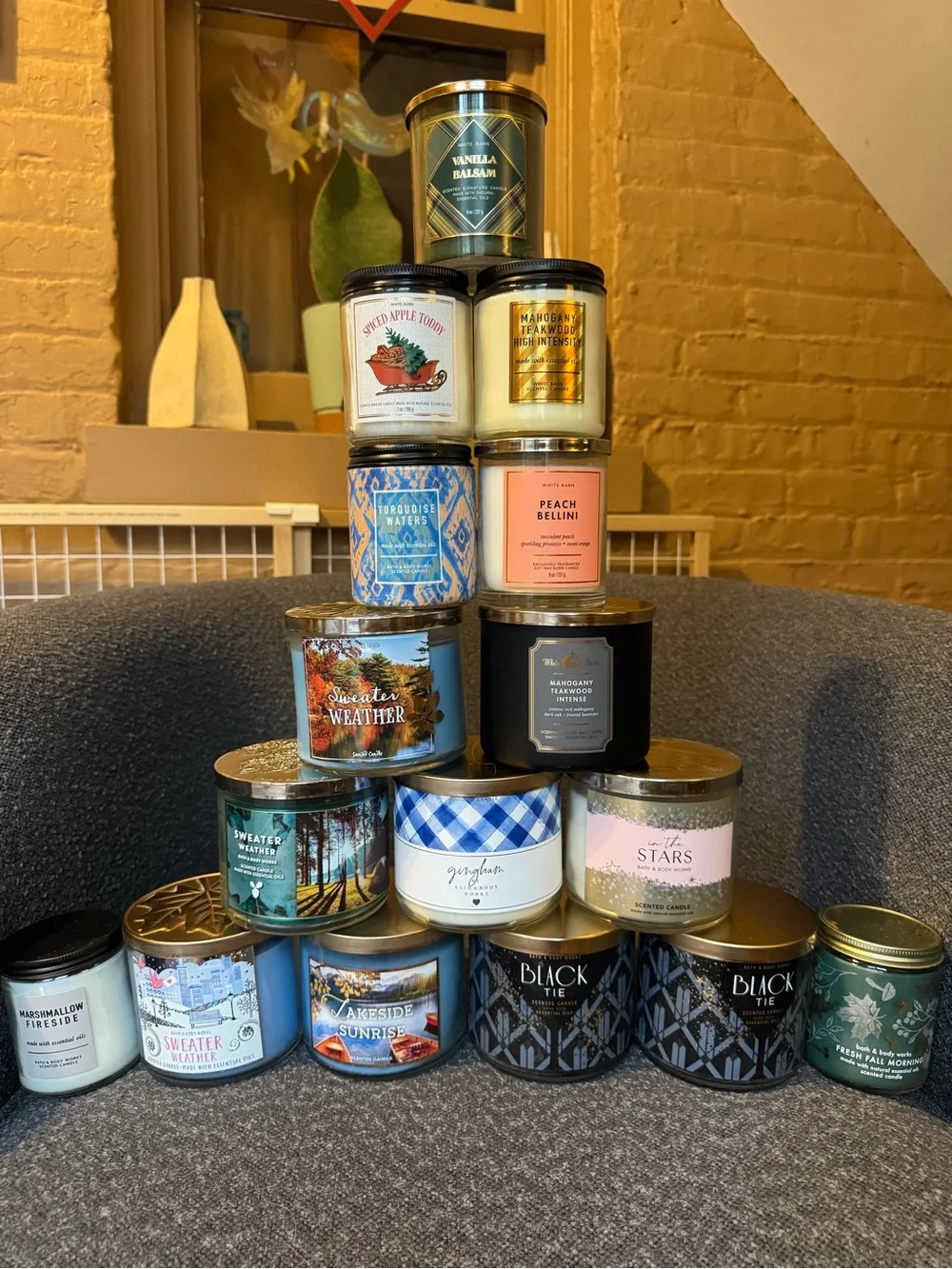 16 Bath & Body Works / White Barn NEW Candles - Picture 7 of 7